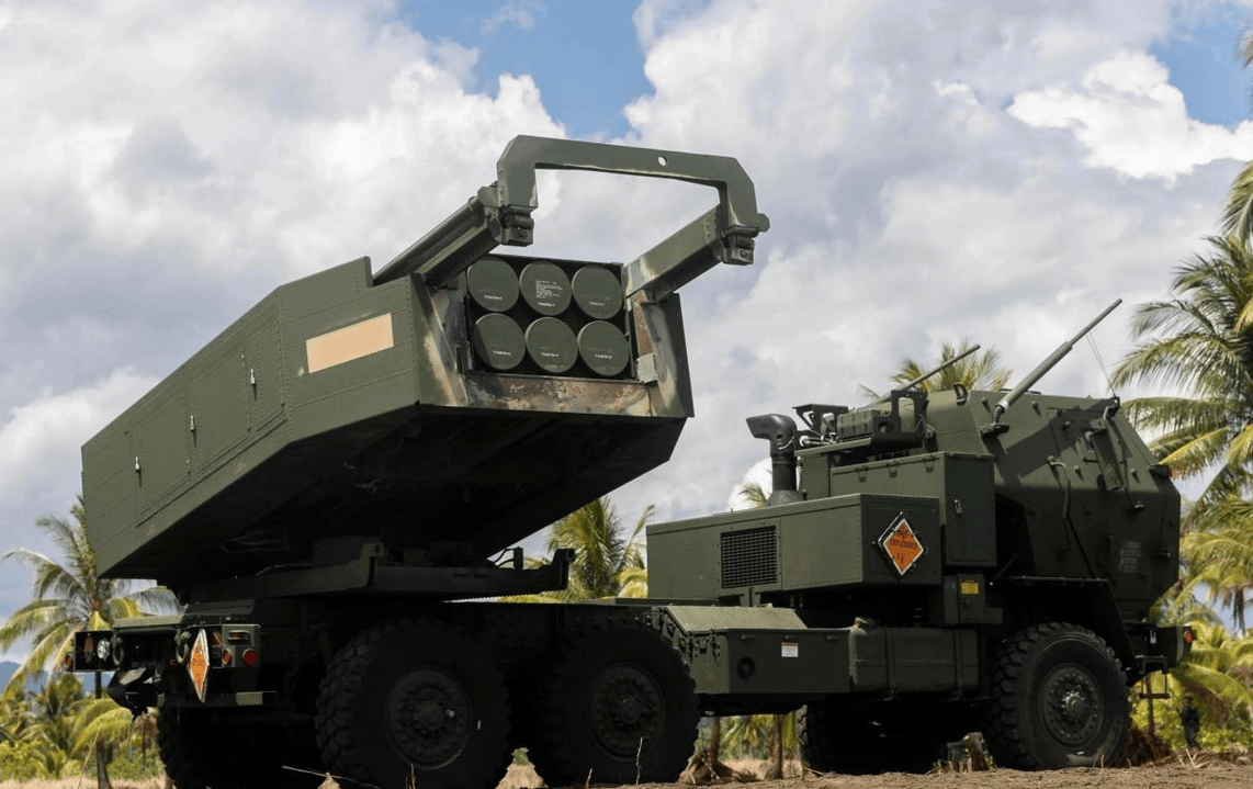 皇冠信用网体育
_111门海马斯射程覆盖福建沿海皇冠信用网体育
,歼-20完全体亮相,战时必将其摧毁