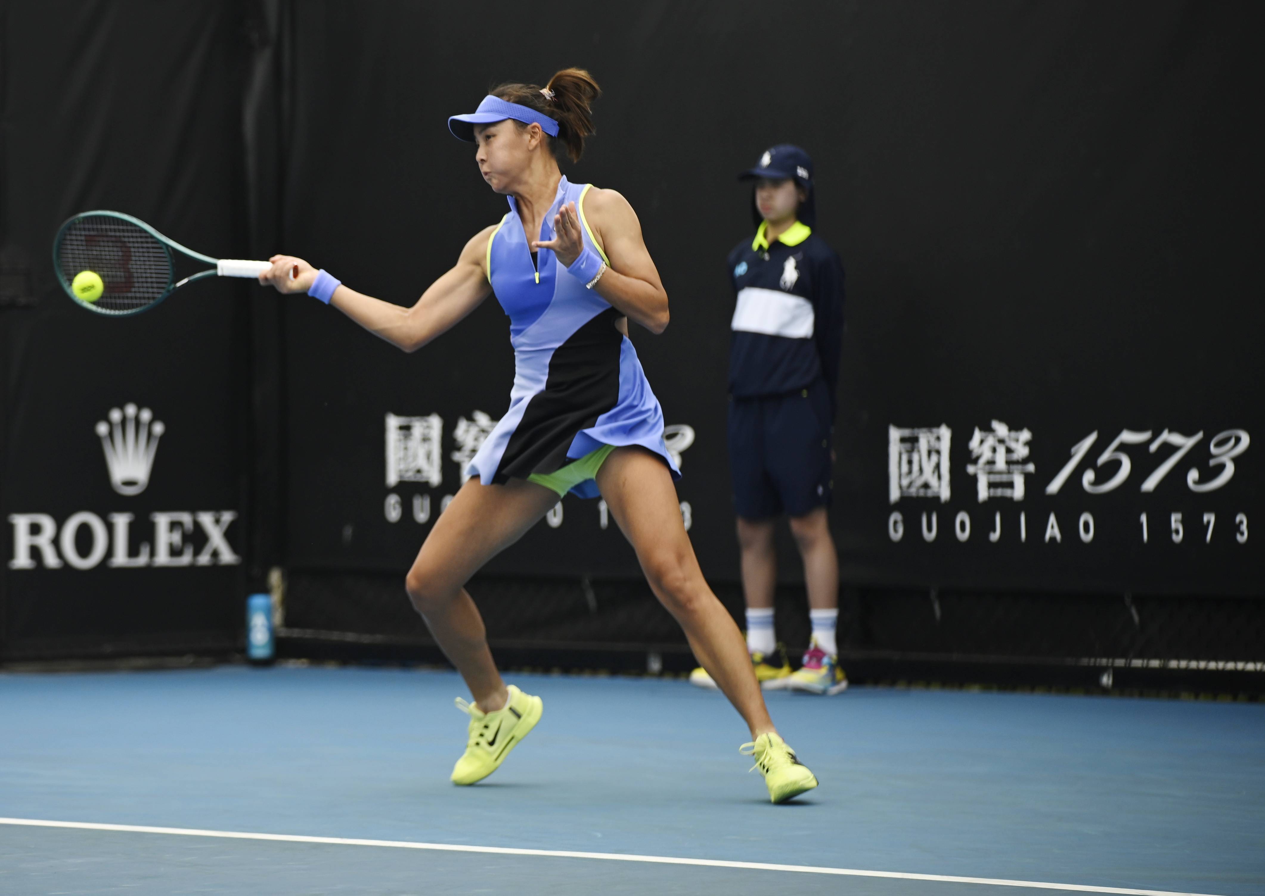 皇冠足球
_(体育)网球——澳网资格赛首轮:袁悦晋级下一轮