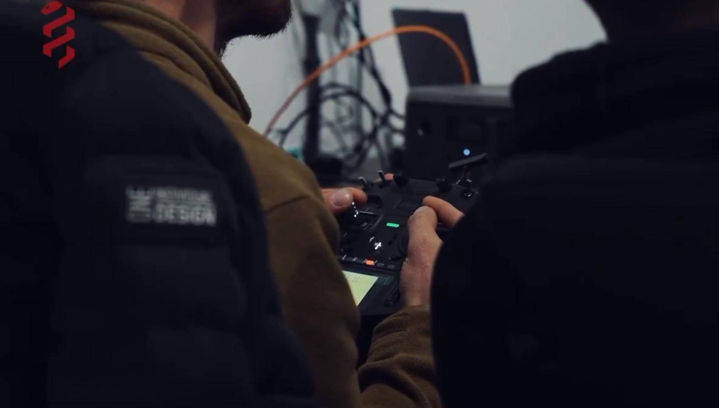 皇冠代理登1_俄军这次大意了皇冠代理登1,包饺子失败:机器人突入红军城,乌军一夜全跑了